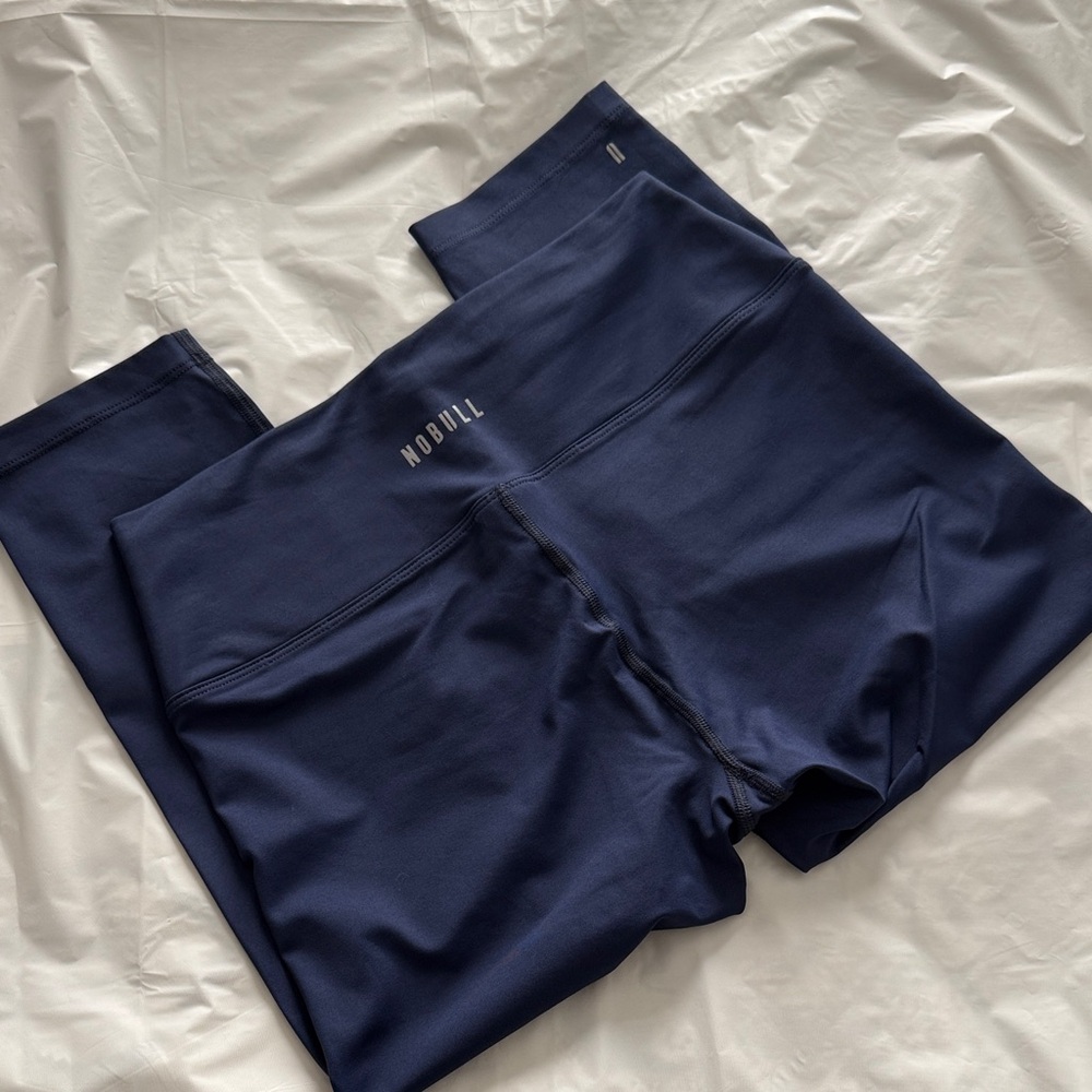 NOBULL Cropped Leggings